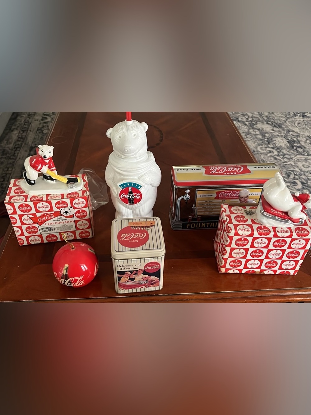 Coca-Cola bundle of vintage 1990s collectable items